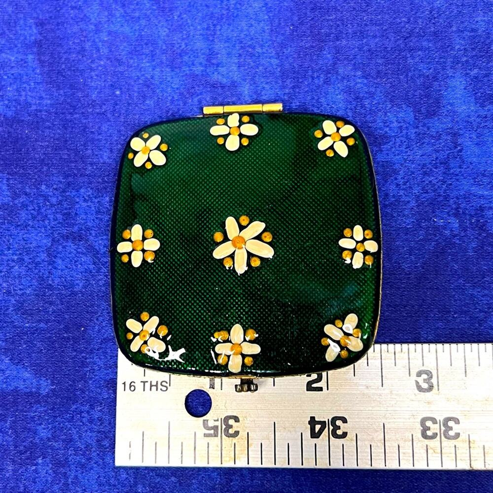 Jay Strongwater Compact Mirror Flowers floral enamel quiet lux luxury - Picture 4 of 4